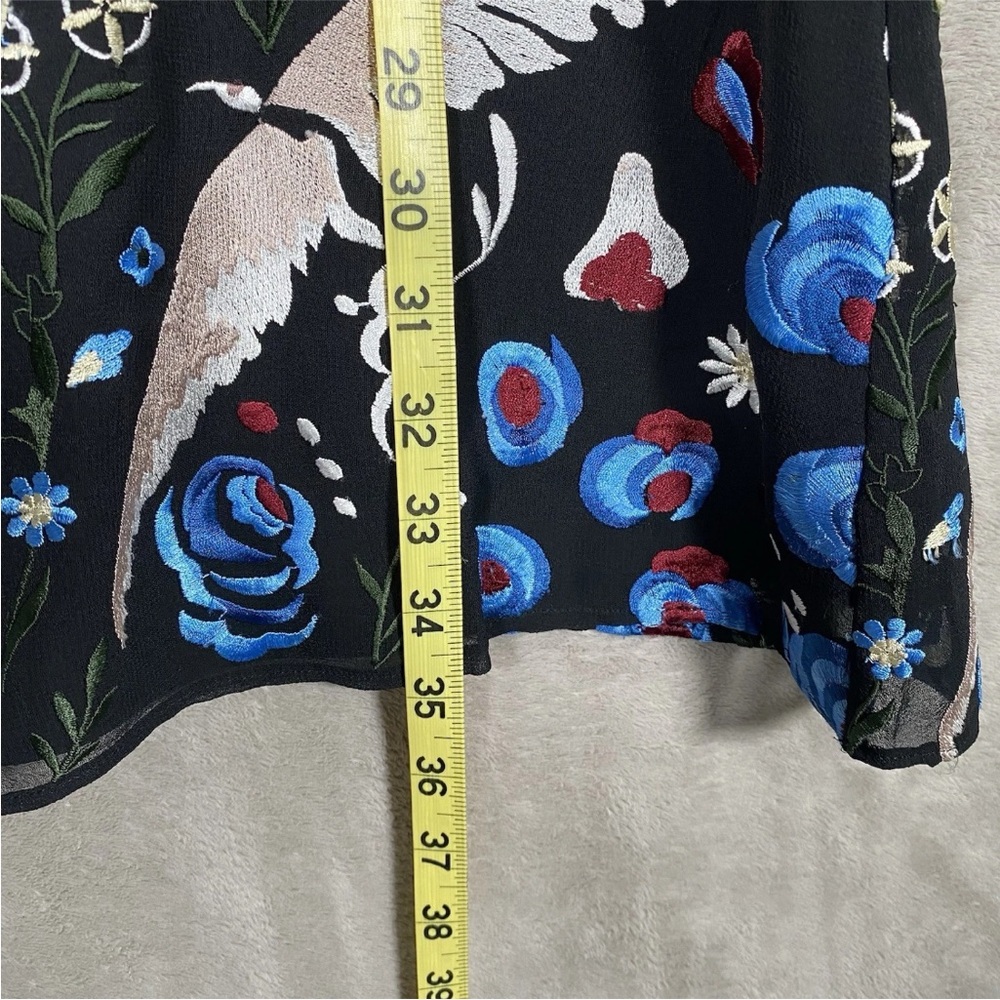 Alice + Olivia Eleonora Dress M Silk Embroidered Floral Bird Flare Sleeve Fairy - Picture 16 of 16